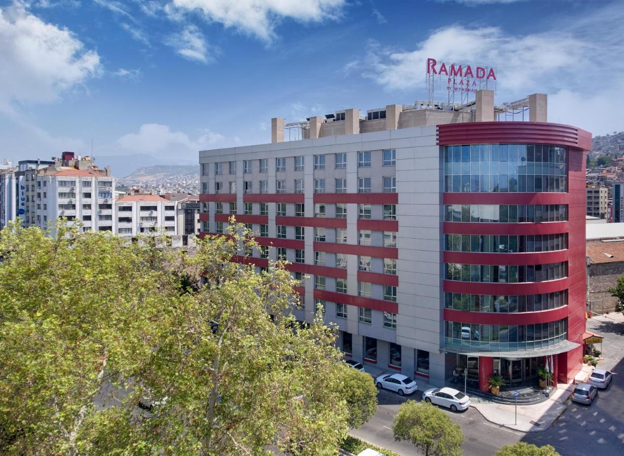 Ramada Plaza By Wyndham Izmir Hotel Exterior photo